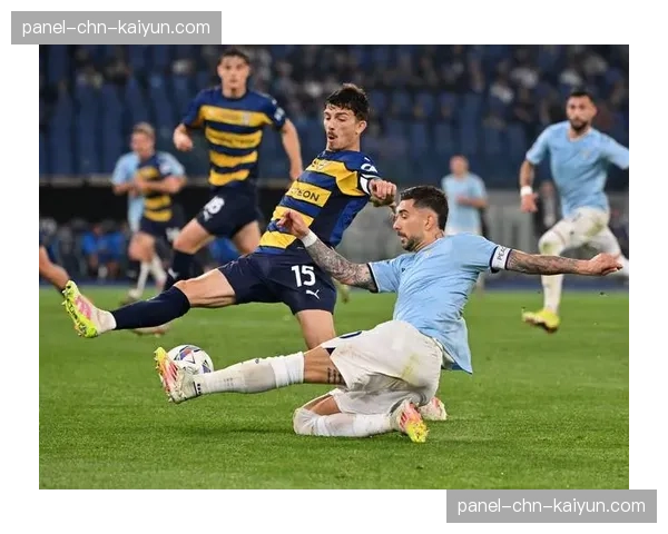 特写:伤愈复出的扎卡尼为拉齐奥打入制胜球后落泪 特写:伤愈复出的扎卡尼为拉齐奥打入制胜球后落泪